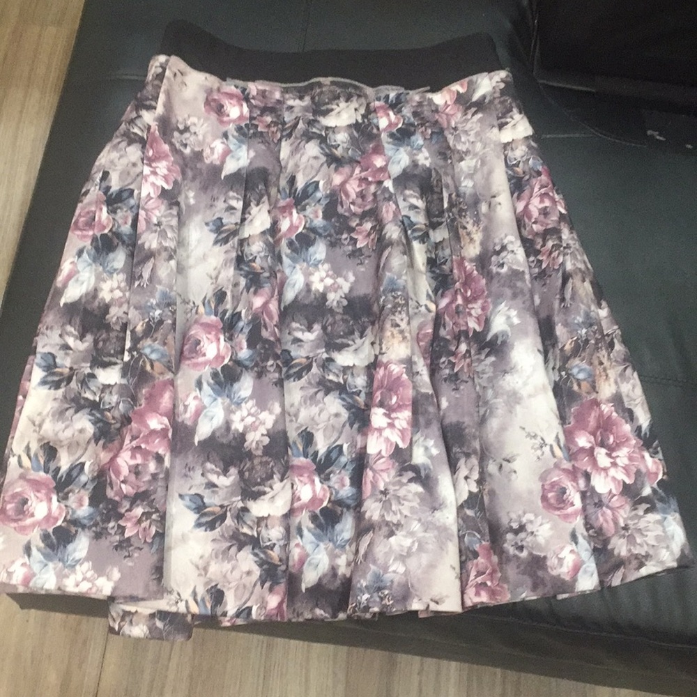 Miri floral skirt
